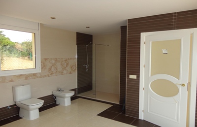Puerta armario baño